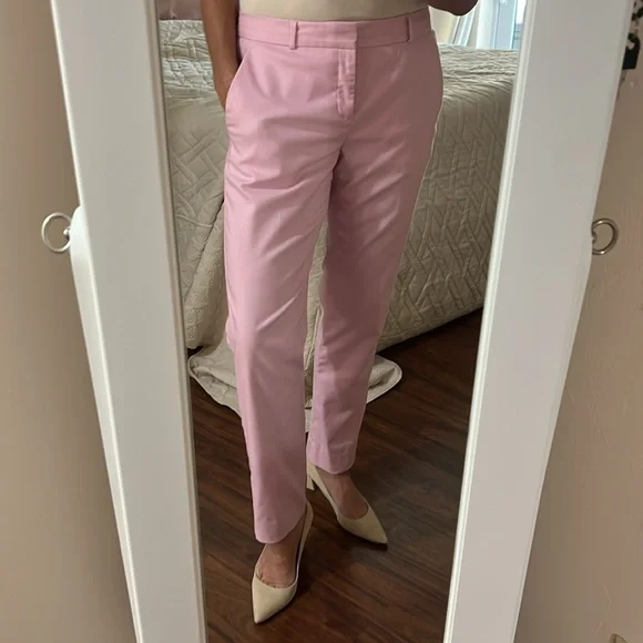 BANANA REPUBLIC Ryan Fit Ankle Crop Pant Pastel Pink Woman’s Trousers Size 4 - Picture 1 of 9